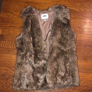 Fur vest